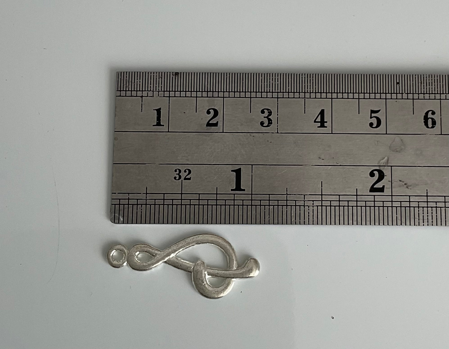 Charm Clave de Sol (25 pz)