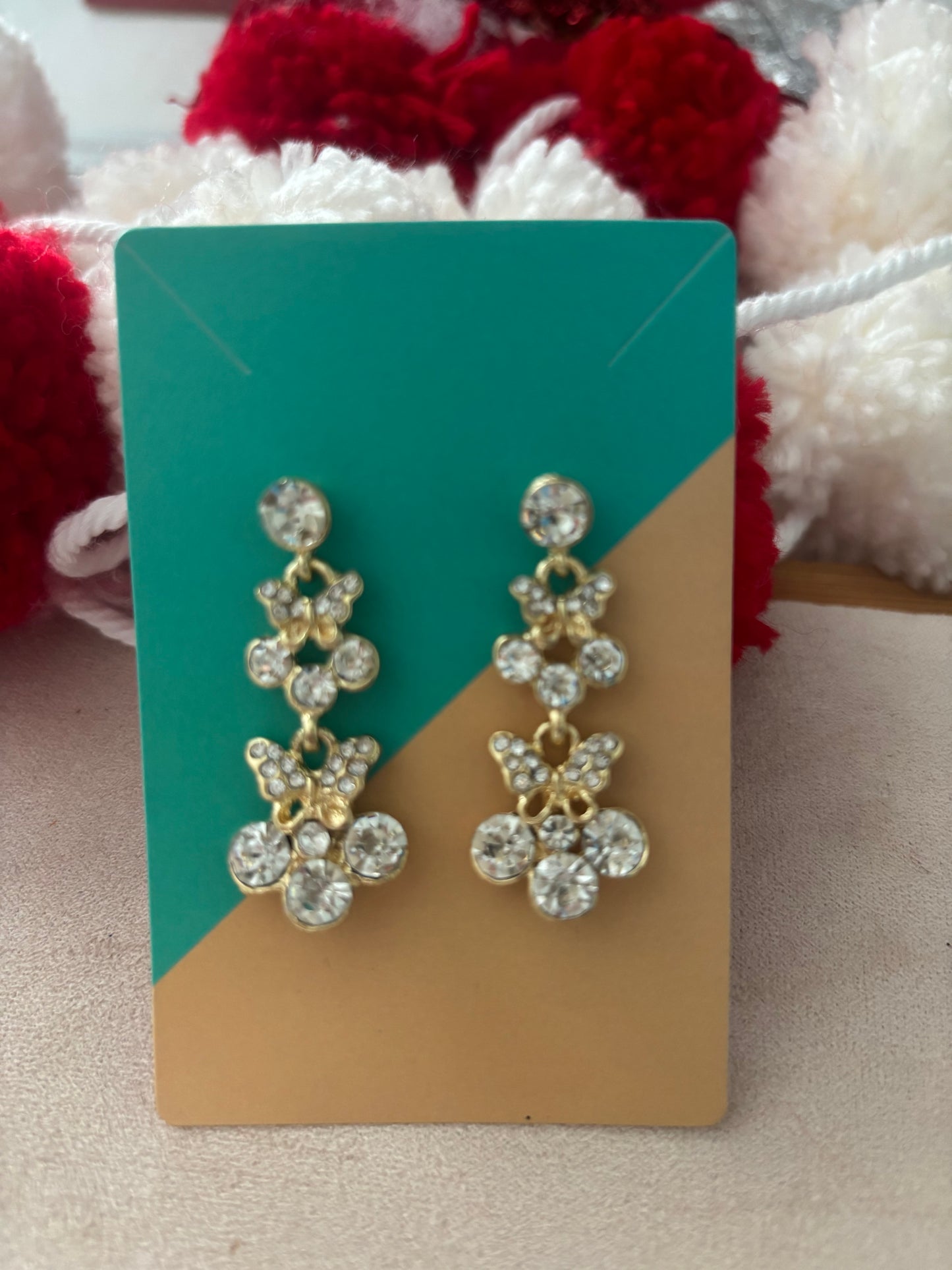 Aretes Brillo Floral Elegancia Casual