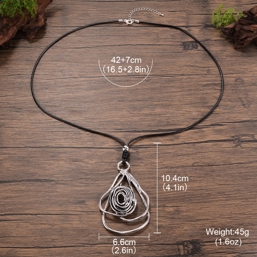 Retro Flower Alloy Pendant Necklace