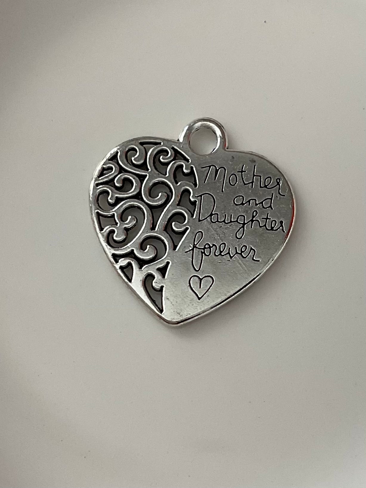 ✨ Colección de Charms en Forma de Corazón ♥️
