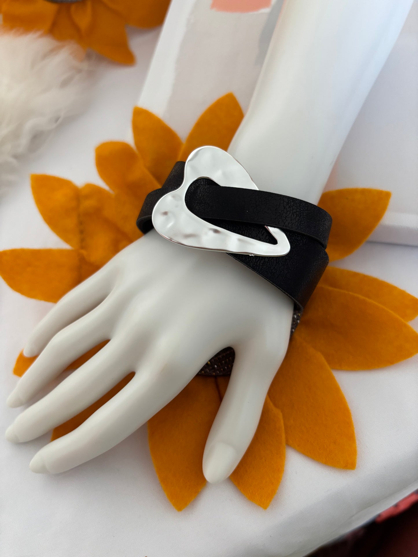 🌻 Pulsera Abrazo de Corazón