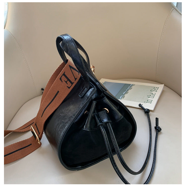 small pu leather bucket bag