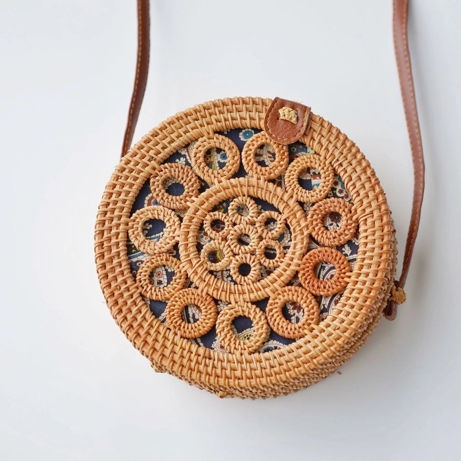 Women'S Straw Solid Color Ethnic Style Round Square Hook Loop Straw Bag