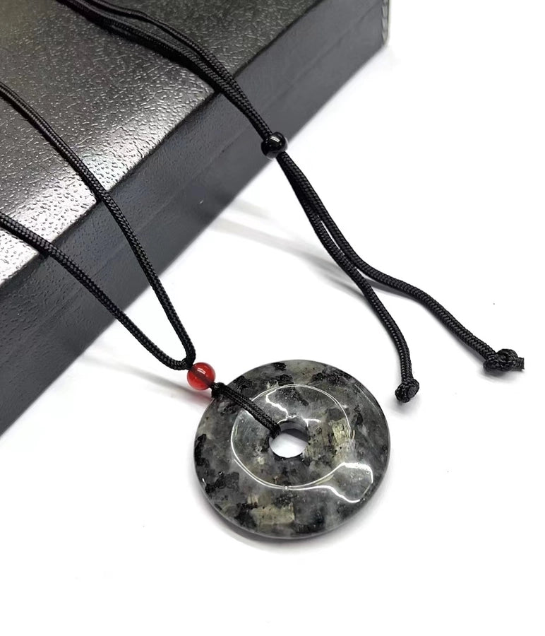 Vintage Style Handmade Simple Style Geometric Round natural stone Natural Stone Network Stone Black Flash Pendant Necklace In Bulk