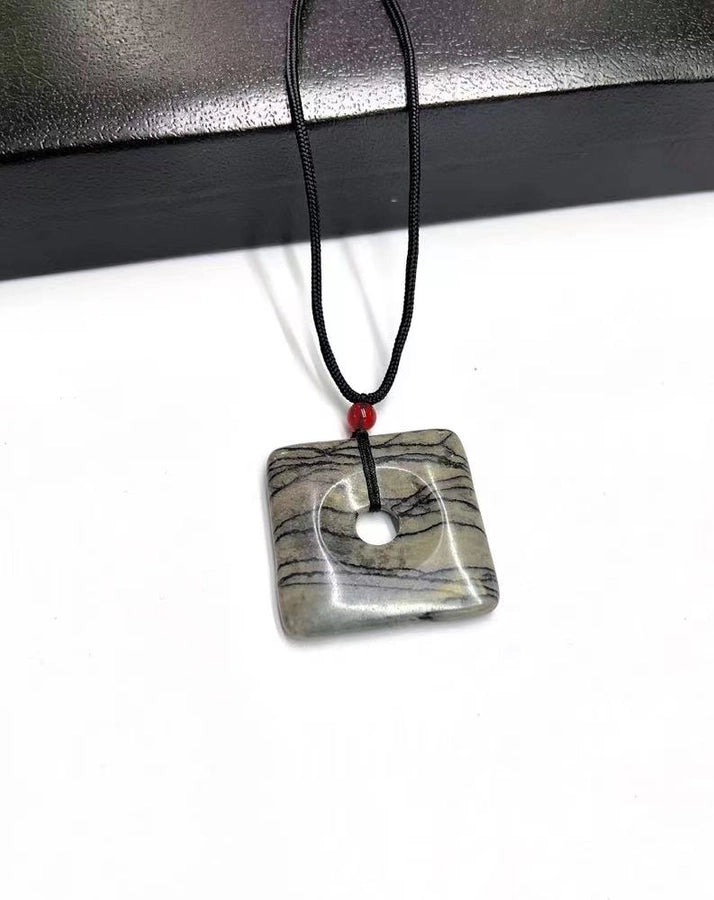 Vintage Style Handmade Simple Style Geometric Round natural stone Natural Stone Network Stone Black Flash Pendant Necklace In Bulk