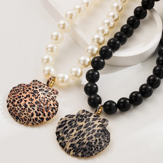 Casual Elegant Classic Style Shell Alloy Resin Leather rope Beaded Chain Beaded Necklaces