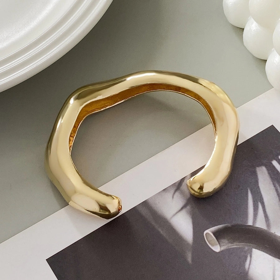 Cute Exaggerated Simple Style Irregular Metal  Bangle