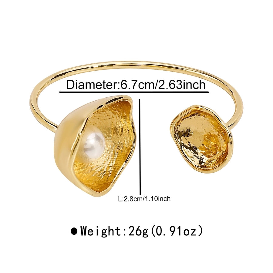 Exaggerated Trumpet Pearl Alloy Bangles